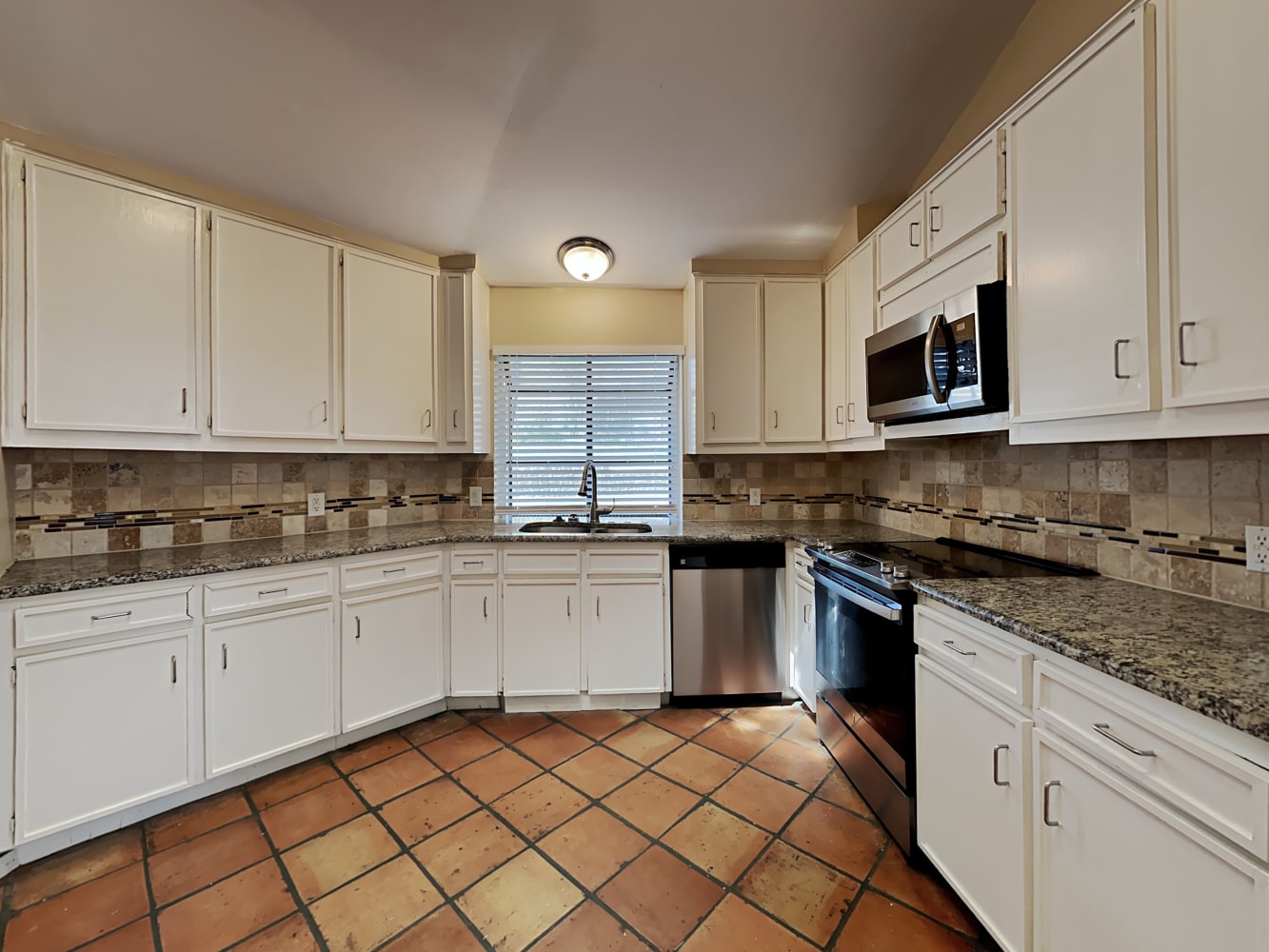 5 Hill Ct, Roanoke photo 6