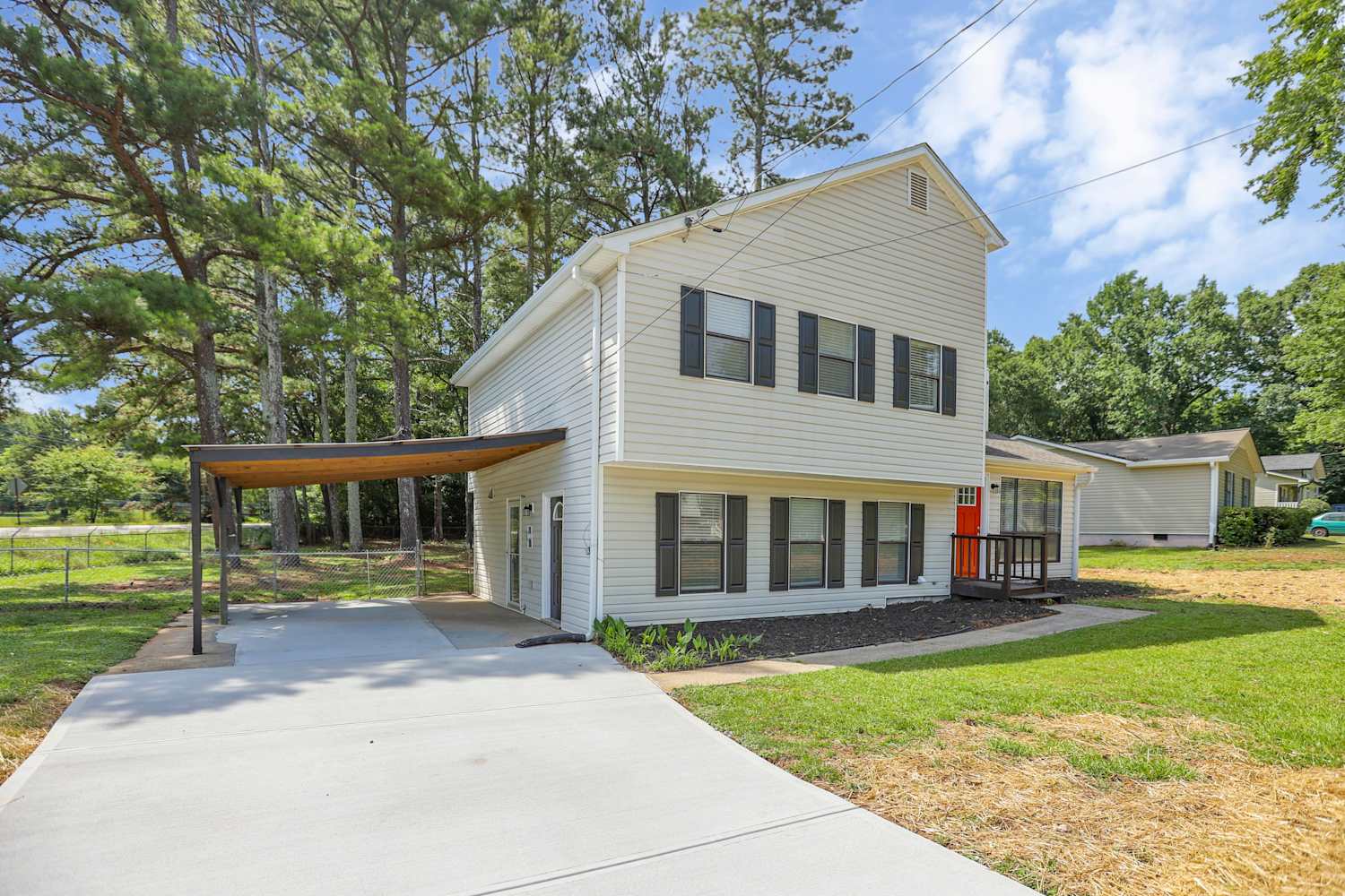 Front of 5000 Westridge Ln, Powder Springs, GA