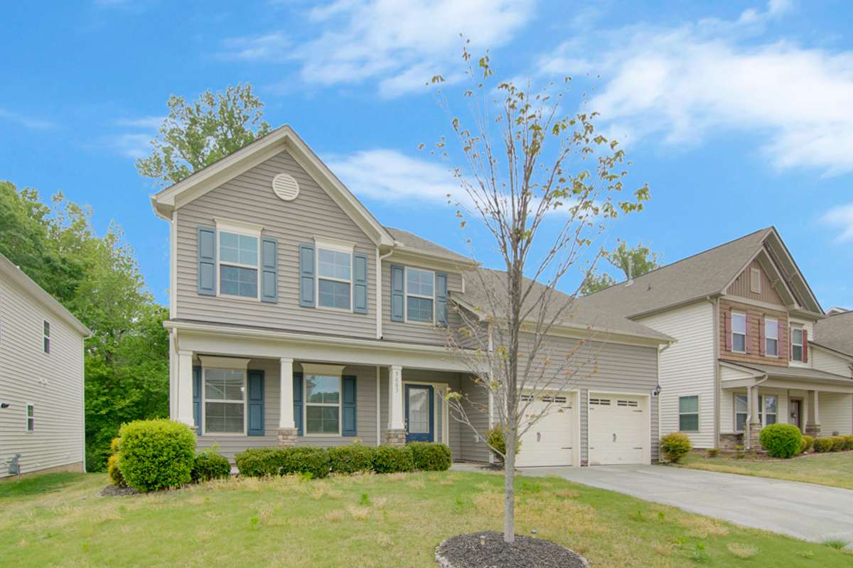 Front of 5003 Stony Falls Way, Knightdale, NC