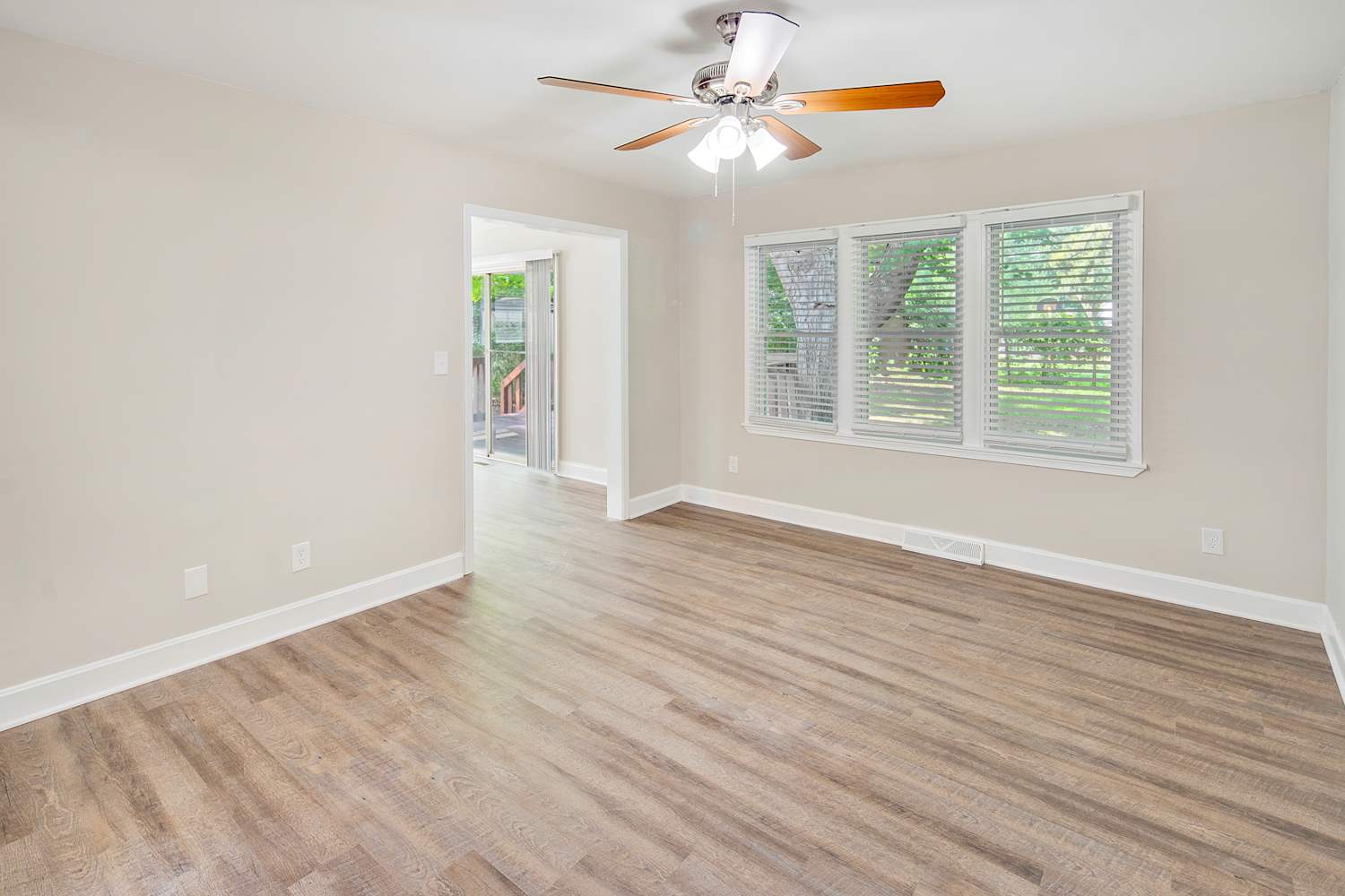 5009 Brooktree Dr, Charlotte photo 15