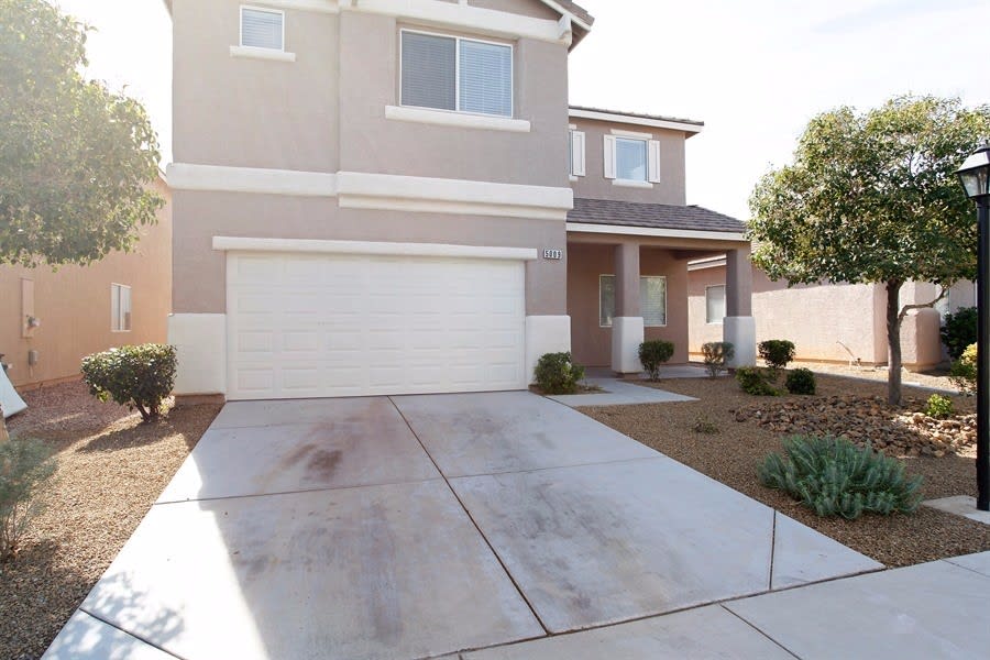 5009 Morning Falls Ave, Las Vegas photo 1