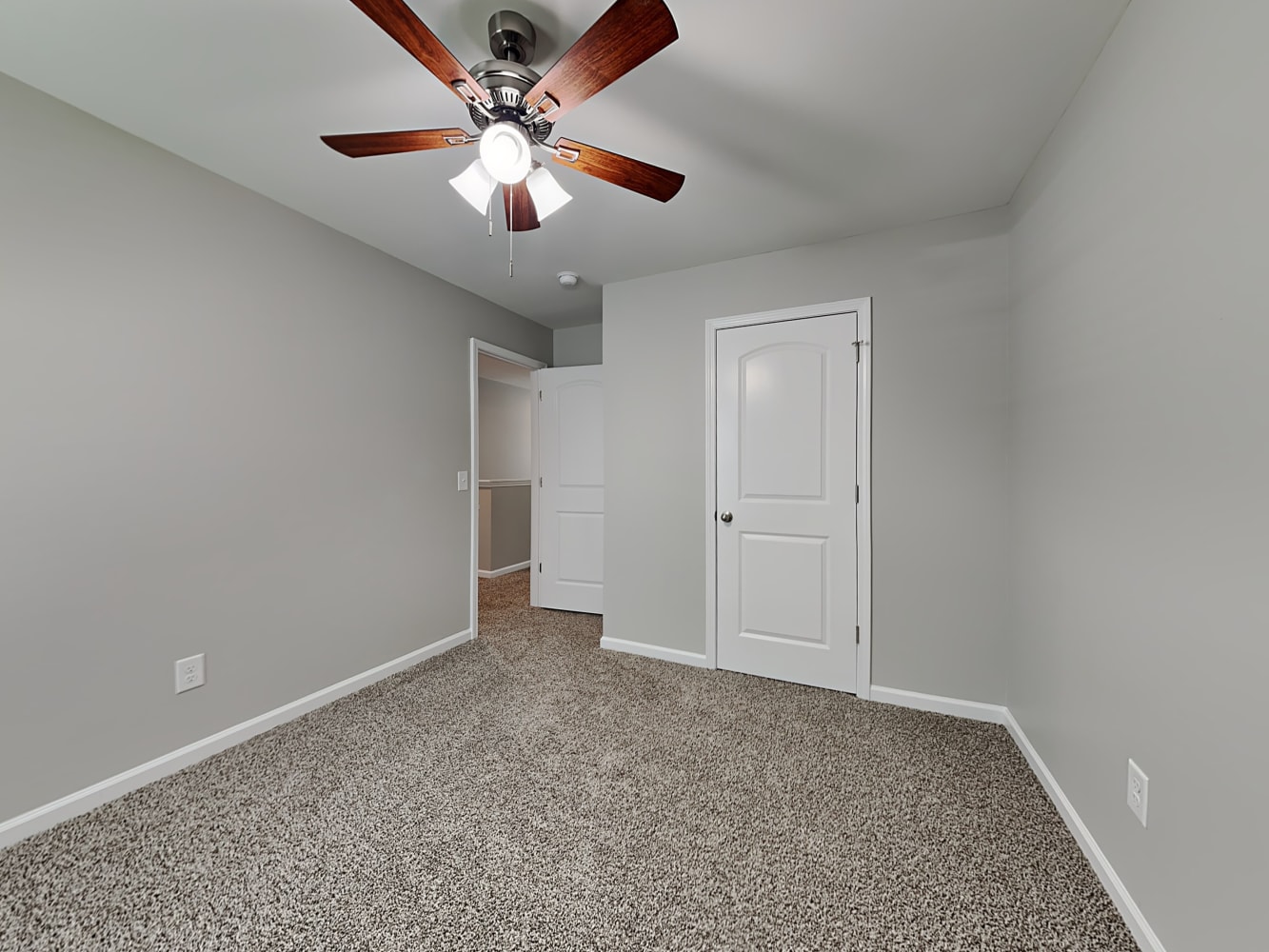 501 Menlo Park Rd, Greensboro photo 13