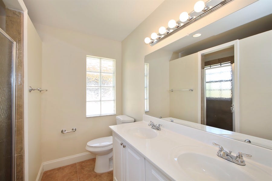 504 SW 177th Ave, Pembroke Pines photo 14