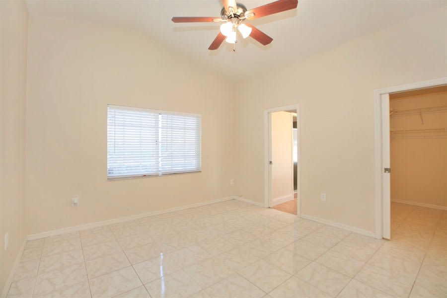 504 SW 177th Ave, Pembroke Pines photo 12