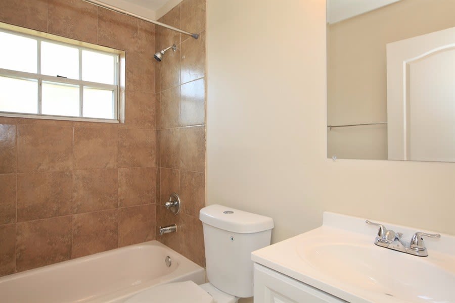 504 SW 177th Ave, Pembroke Pines photo 13