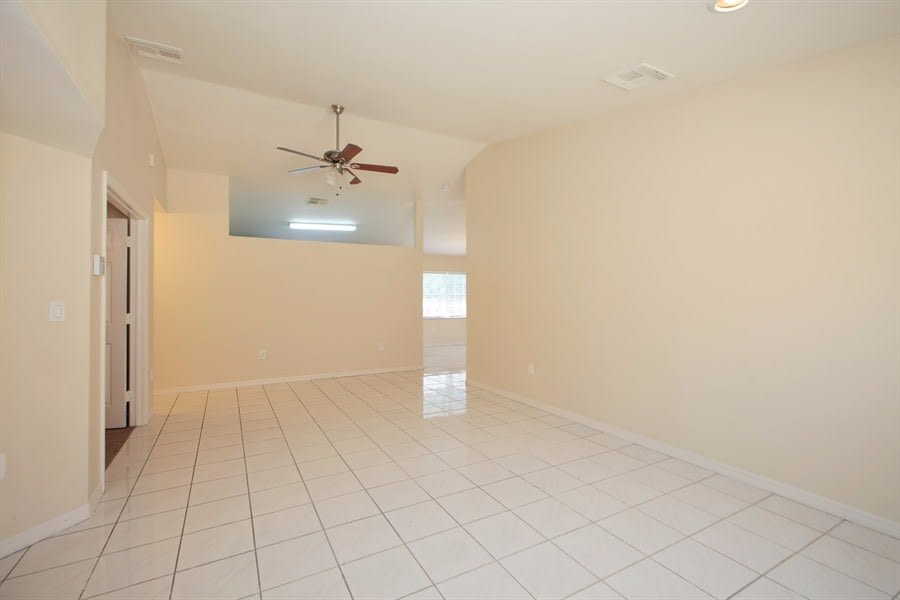 504 SW 177th Ave, Pembroke Pines photo 4