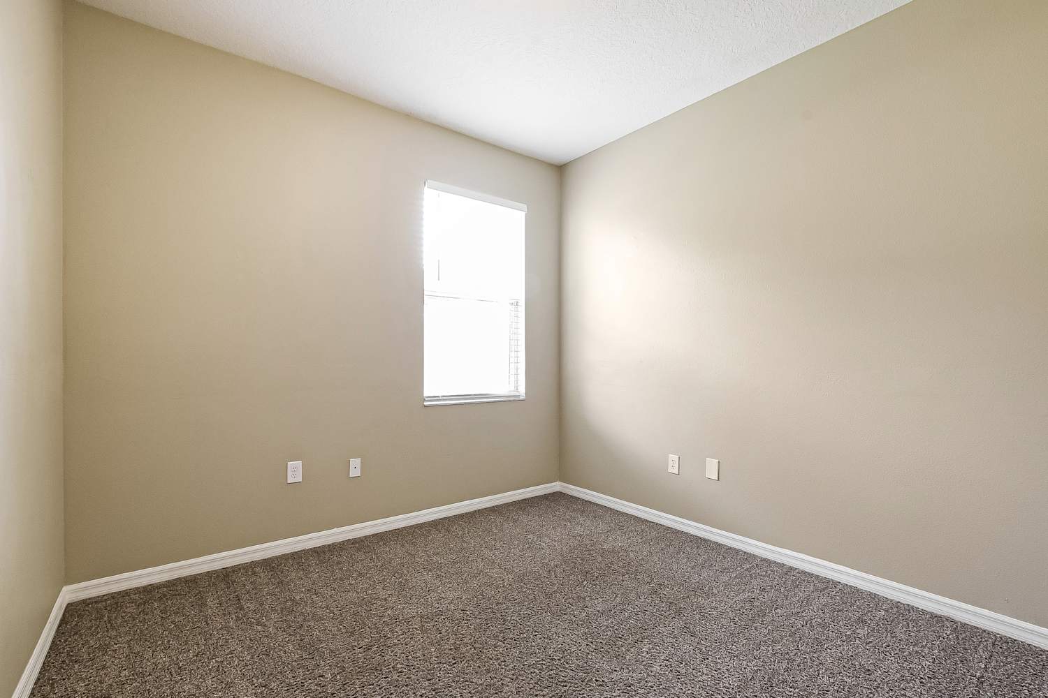 506 Woodford Dr, Debary photo 13