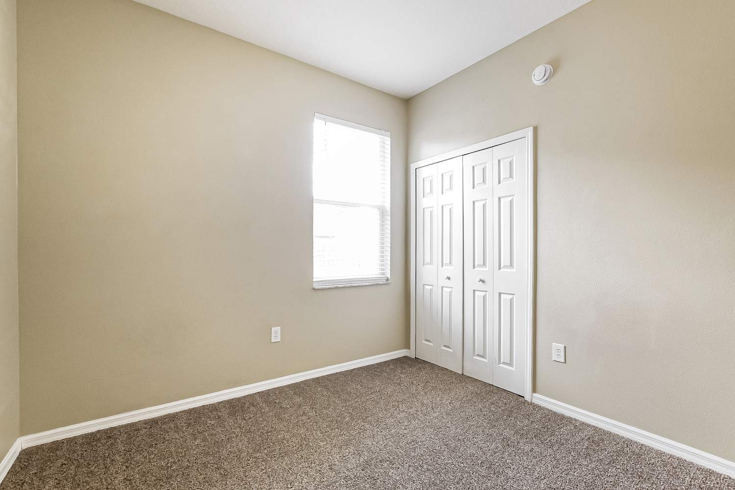 506 Woodford Dr, Debary photo 11