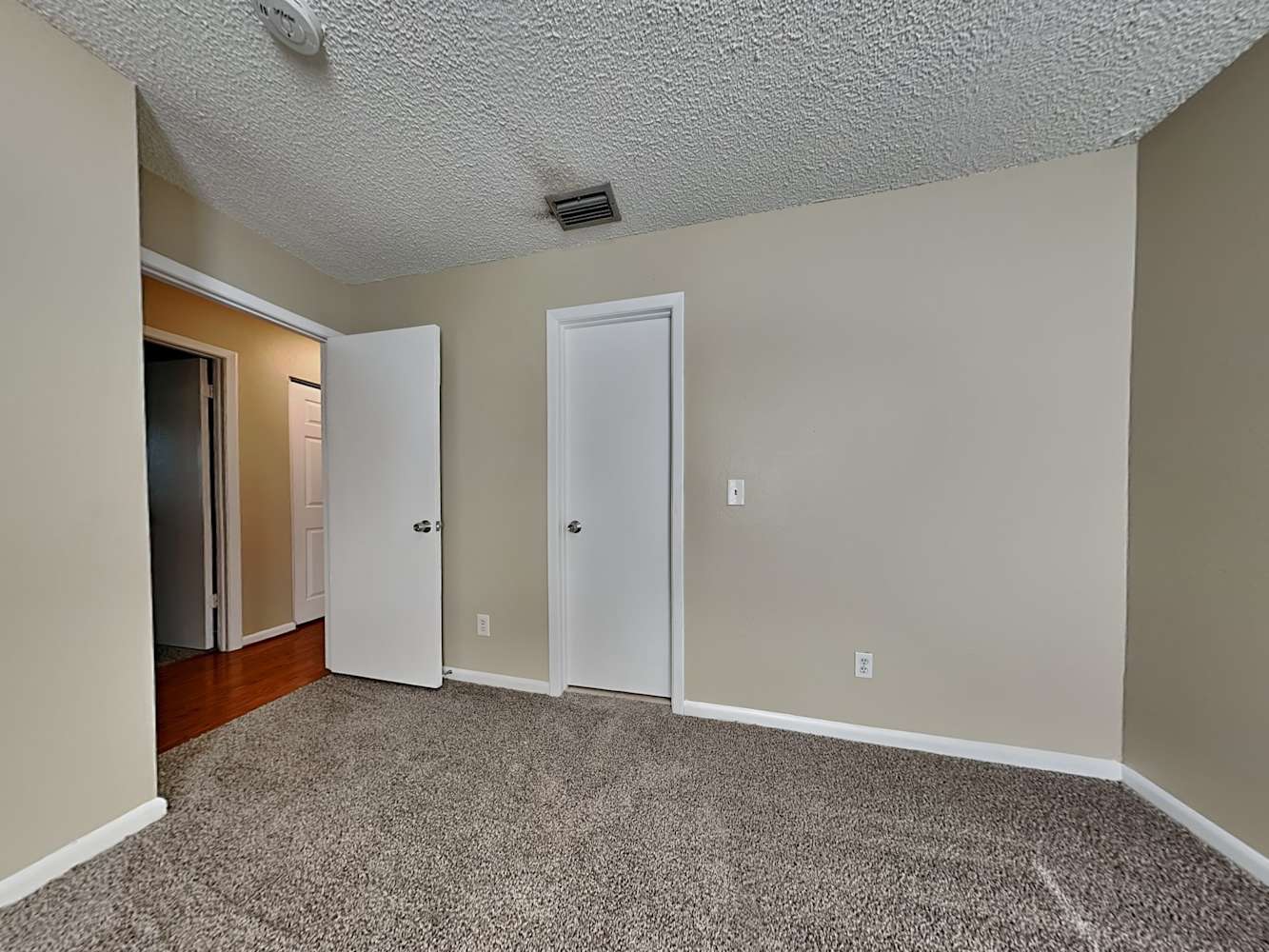 506 Wynnwood Dr, Brandon photo 14