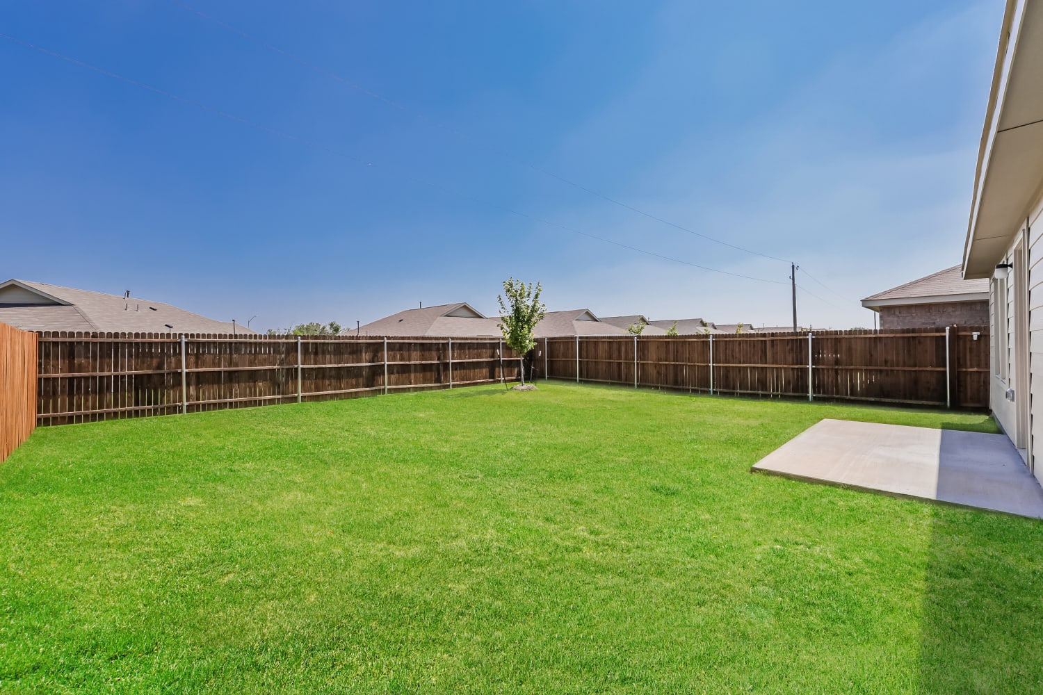 507 Vicksburg Drive, Ennis photo 15