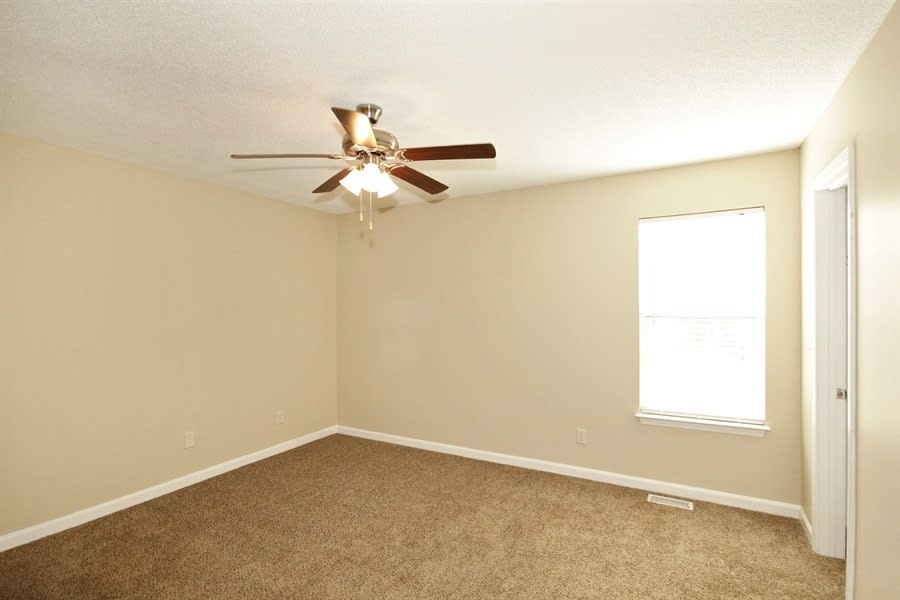 5090 Burruss Mill Rd, Cumming photo 9