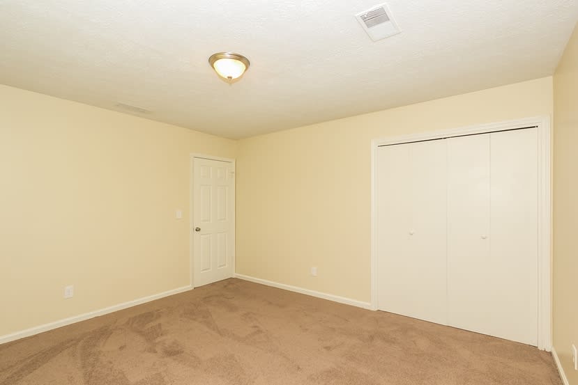 5100 Greentree Trl, College Park photo 9