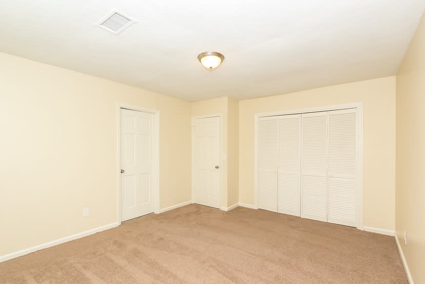 5100 Greentree Trl, College Park photo 11