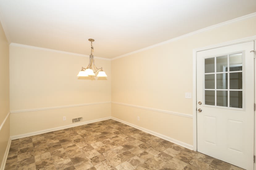 5100 Greentree Trl, College Park photo 6
