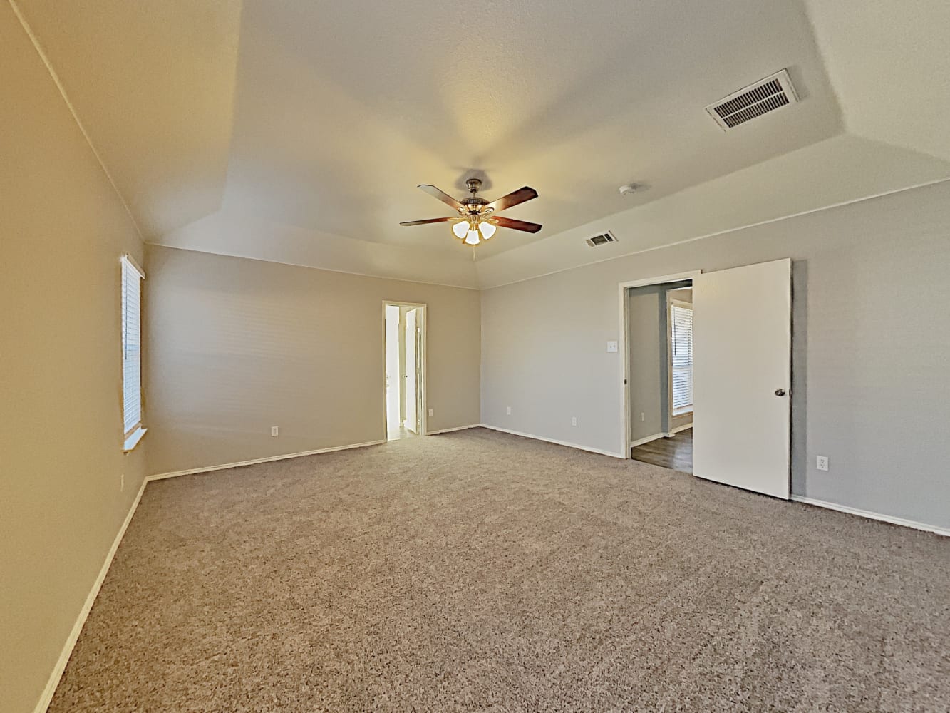 512 Bretts Way, Burleson photo 10