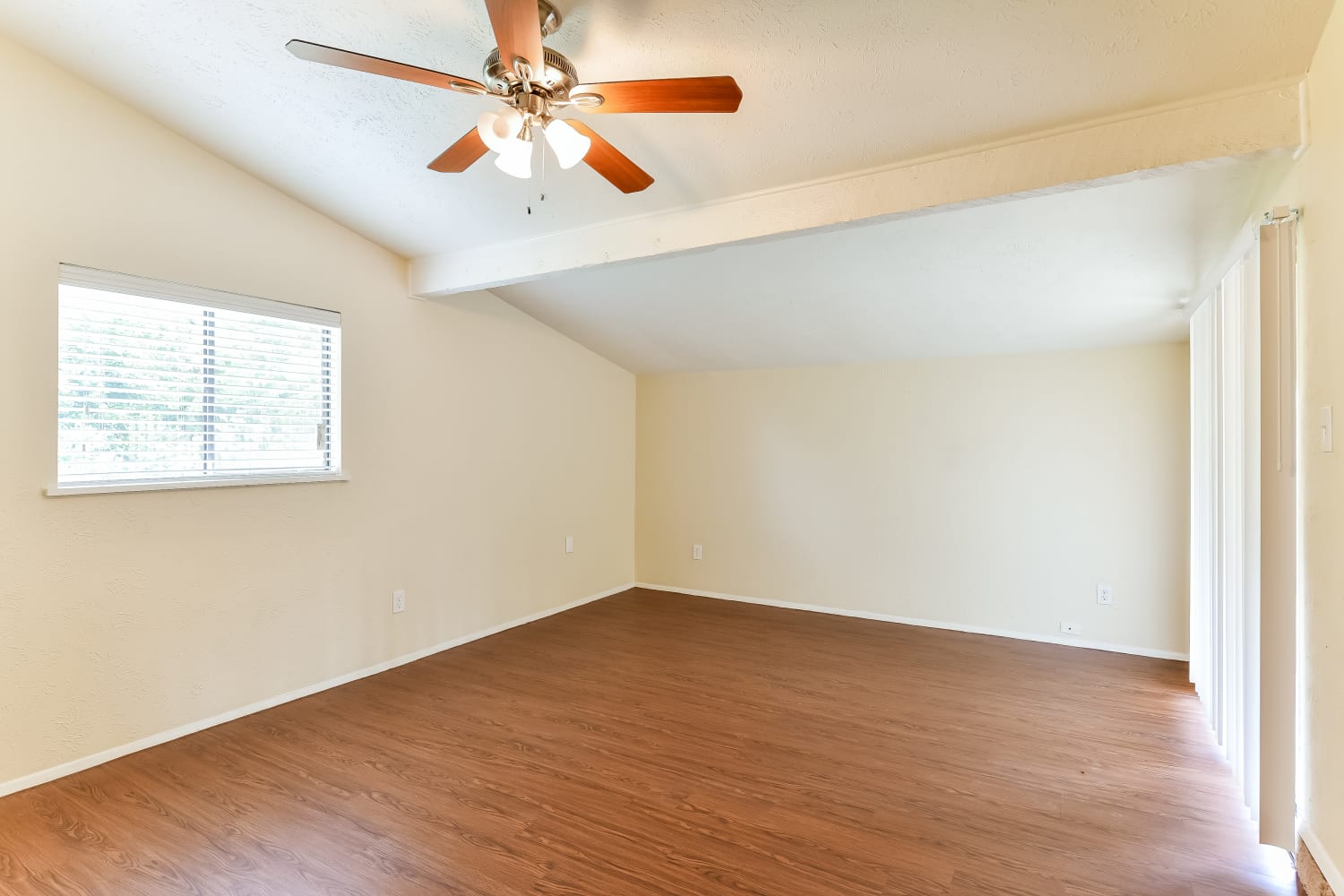 5126 Girnigoe Dr, Houston photo 11