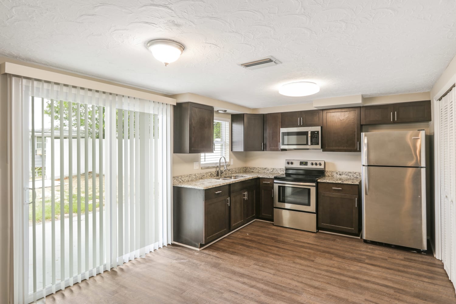 5131 Janice Ln, Holiday photo 7