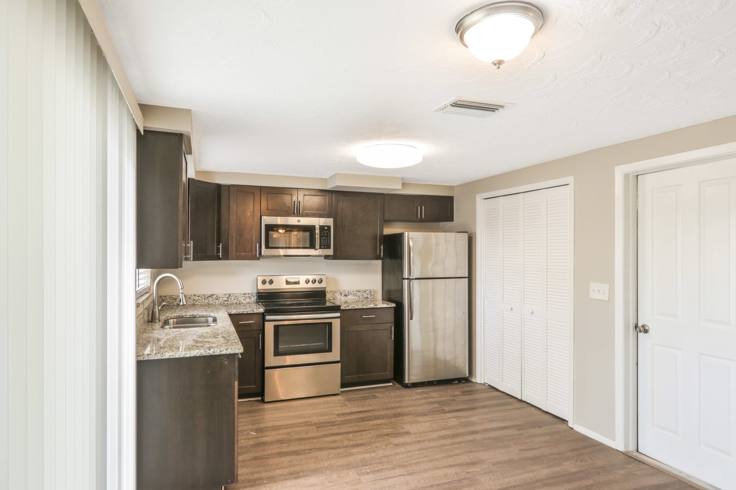 5131 Janice Ln, Holiday photo 8