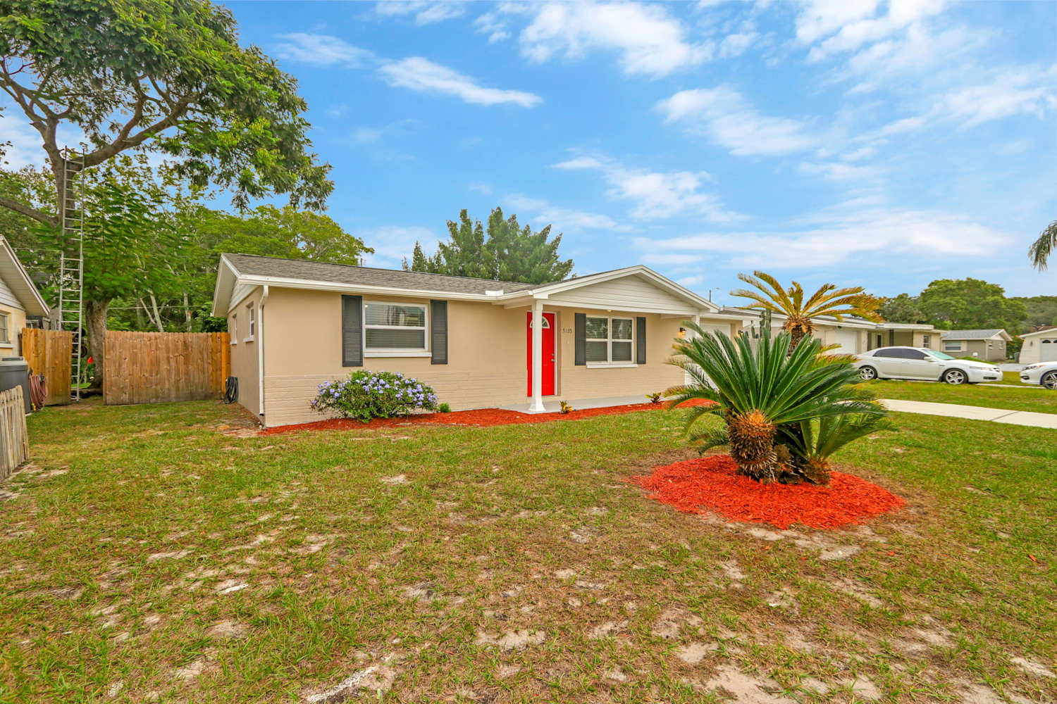 Front of 5135 Kiwi Dr, Holiday, FL