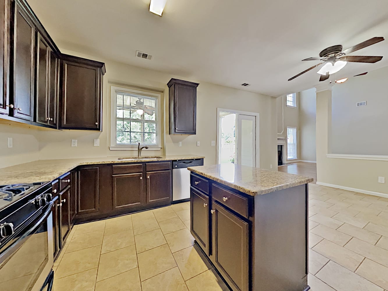 515 Weatherstone Ct, Alpharetta photo 9