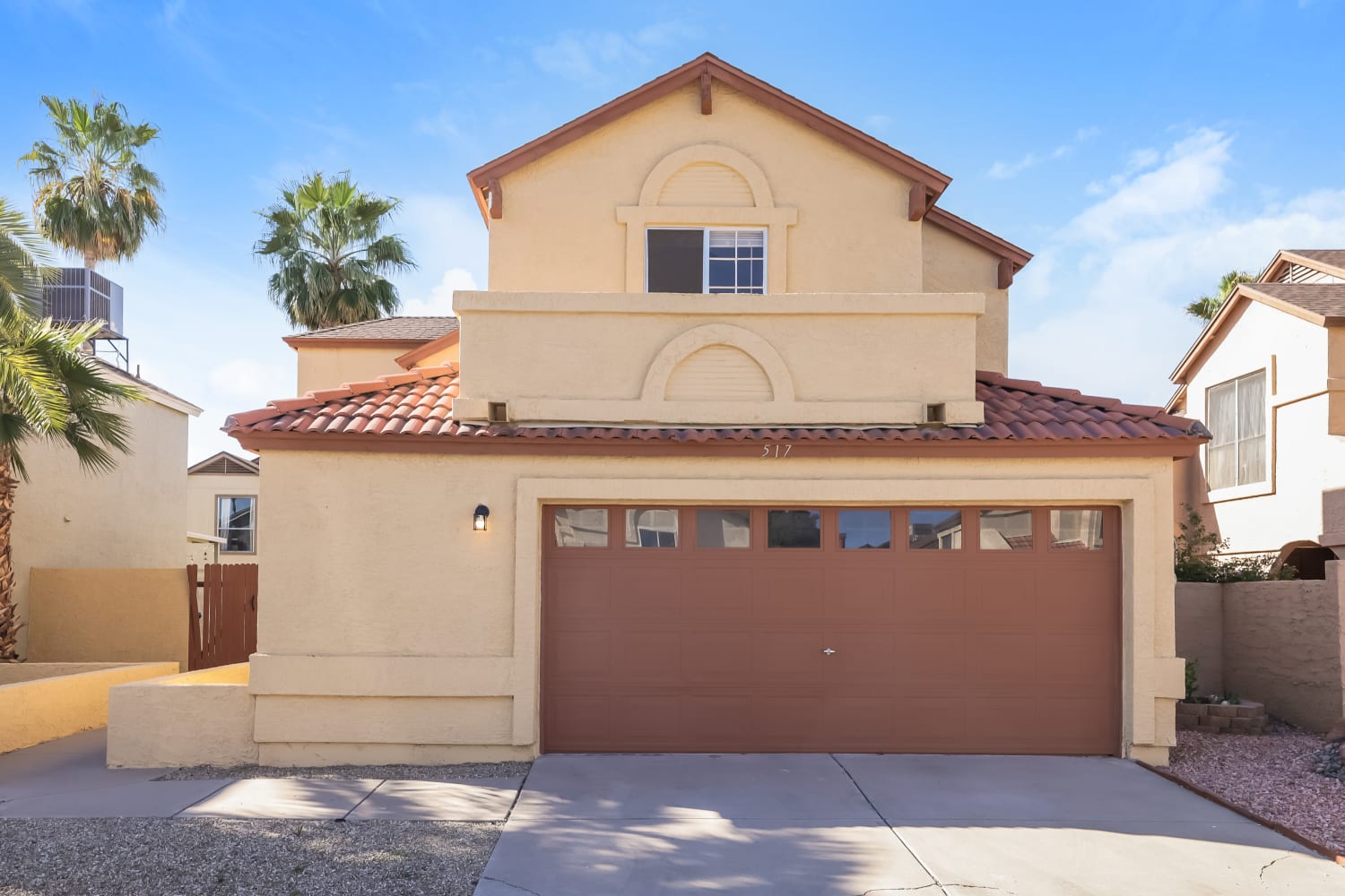 Front of 517 E Kerry Lane, Phoenix, AZ