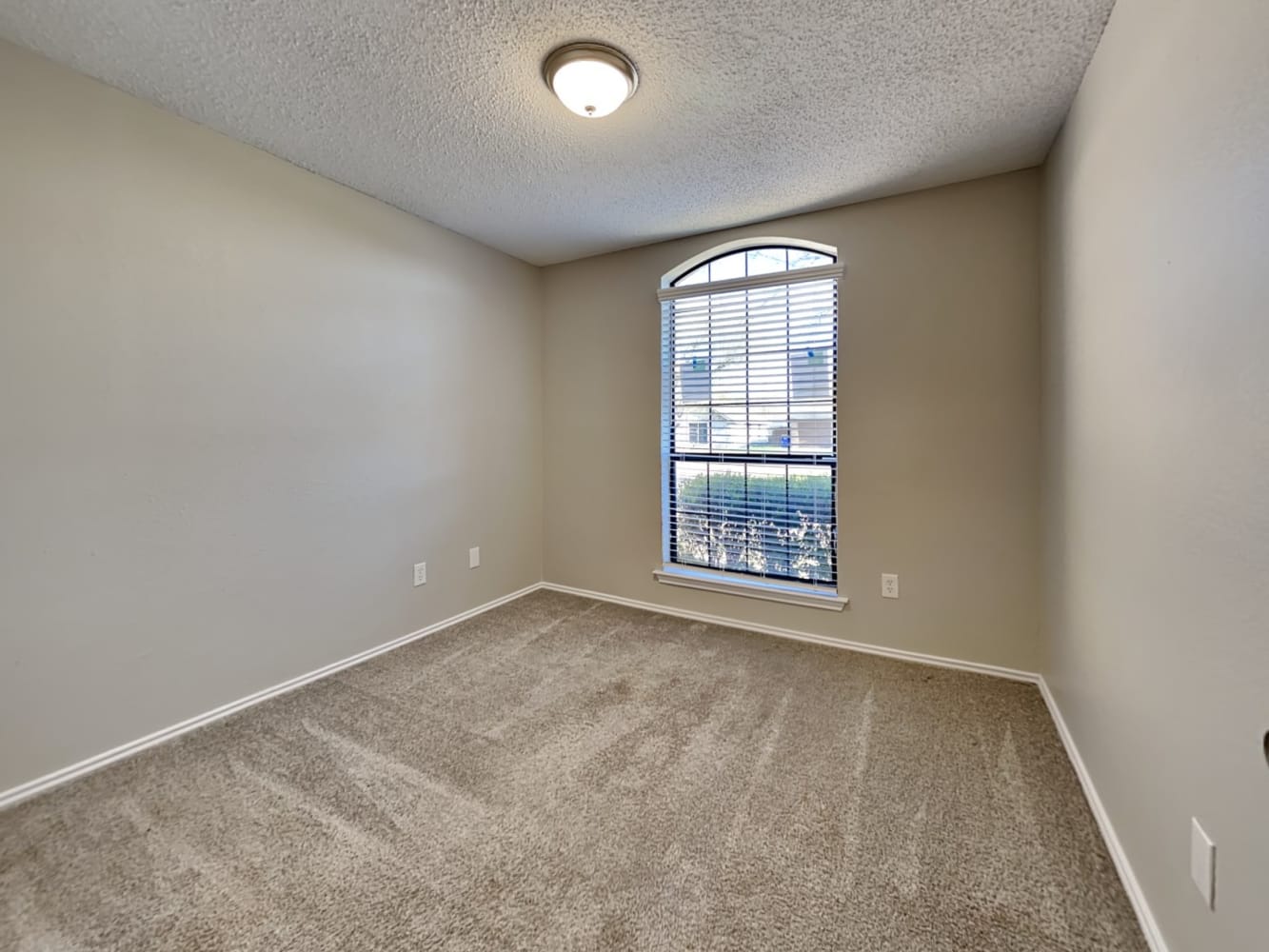 519 Thomas, Seagoville photo 12