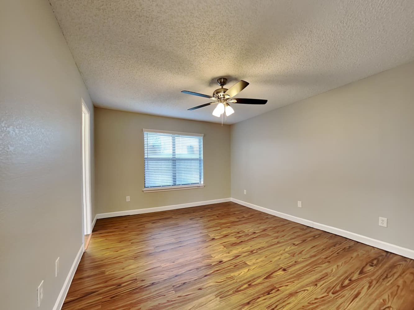 519 Thomas, Seagoville photo 10