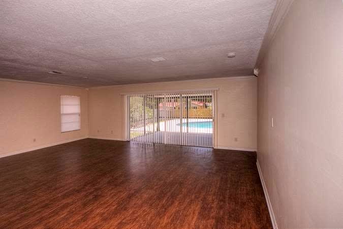 520 Mahogany Dr, Seffner photo 6