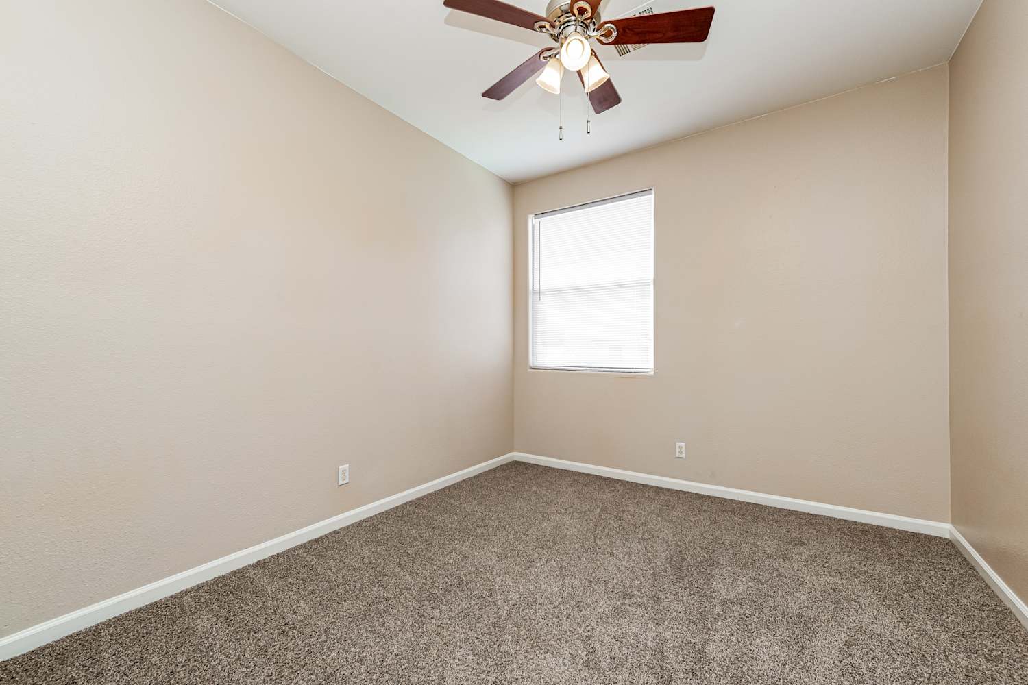 5201 Wapiti Point Ct, Las Vegas photo 15