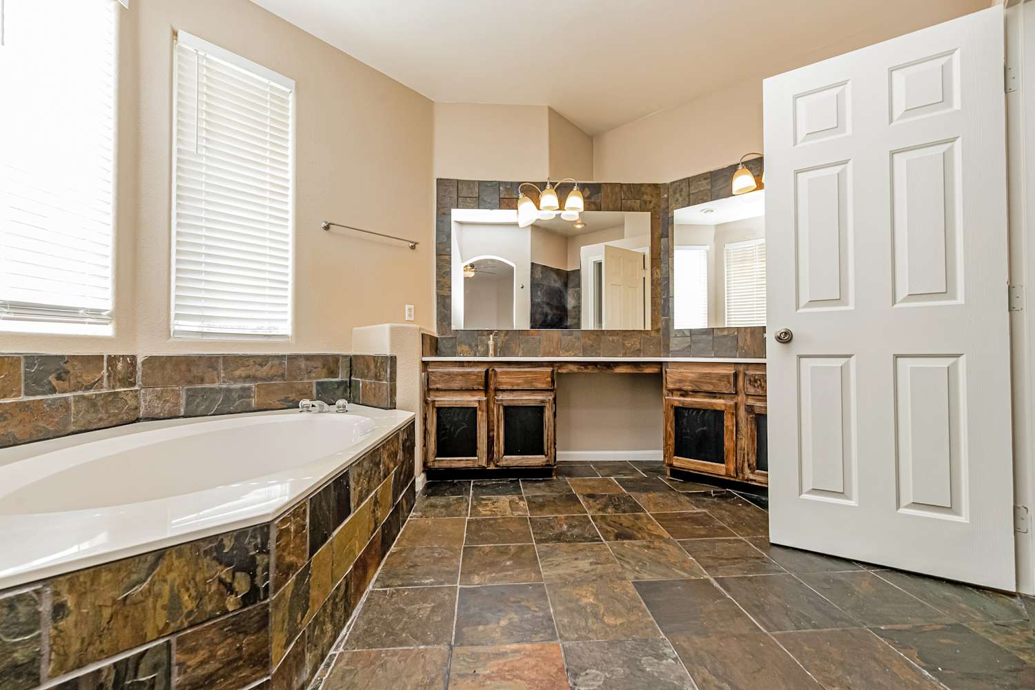 5201 Wapiti Point Ct, Las Vegas photo 12