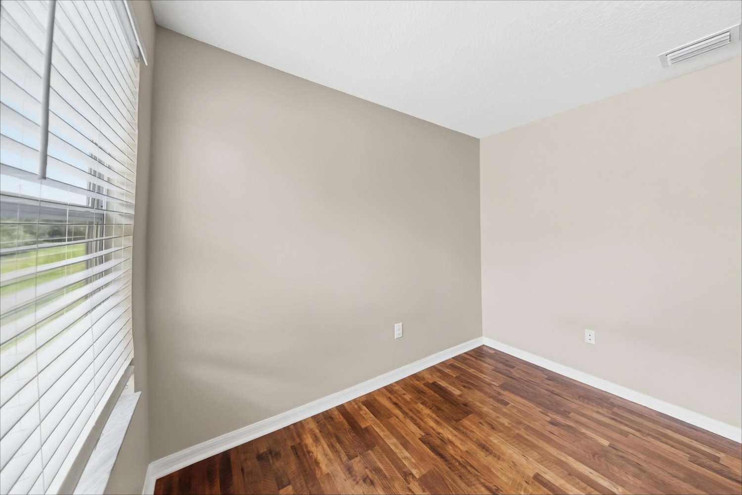 5216 Bannister Park Ln, Lithia photo 17