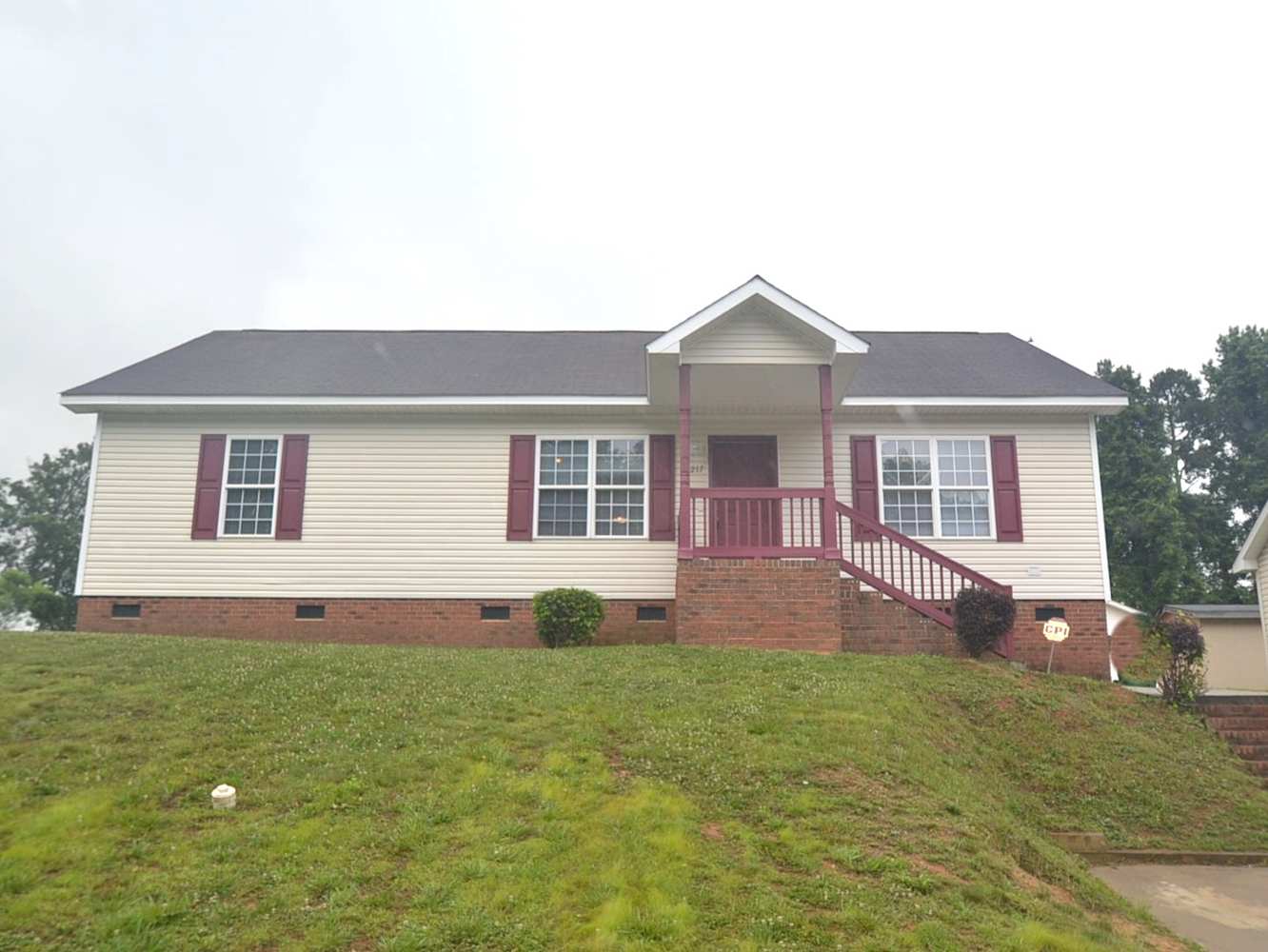 5217 Milhaven Ln, Charlotte photo 1