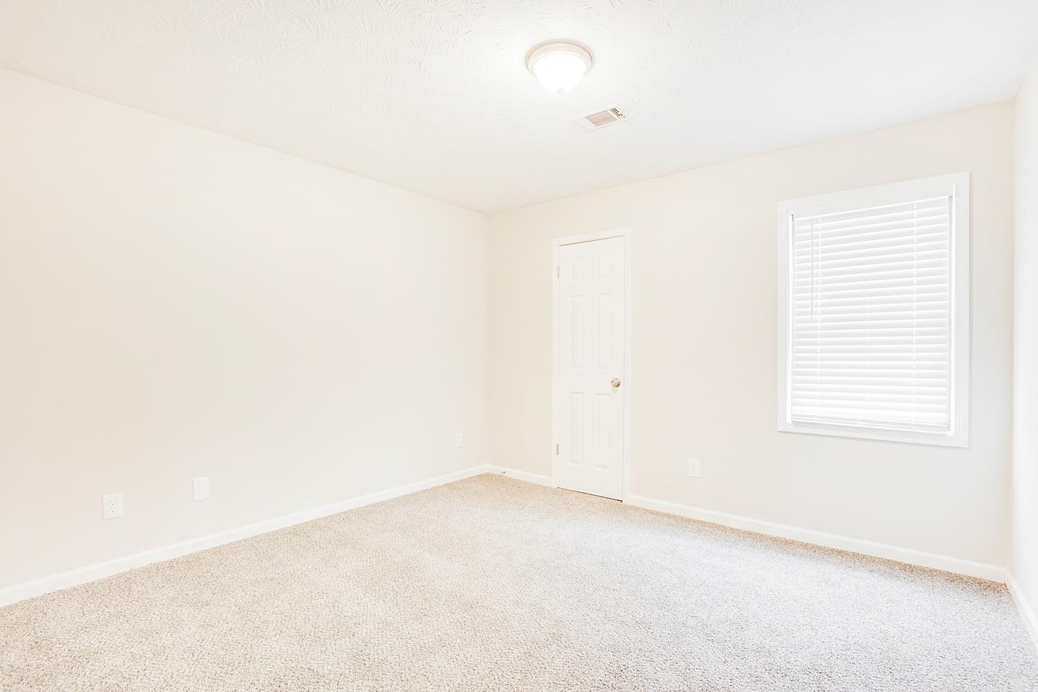 5218 Cumberland Way, Stone Mountain photo 12