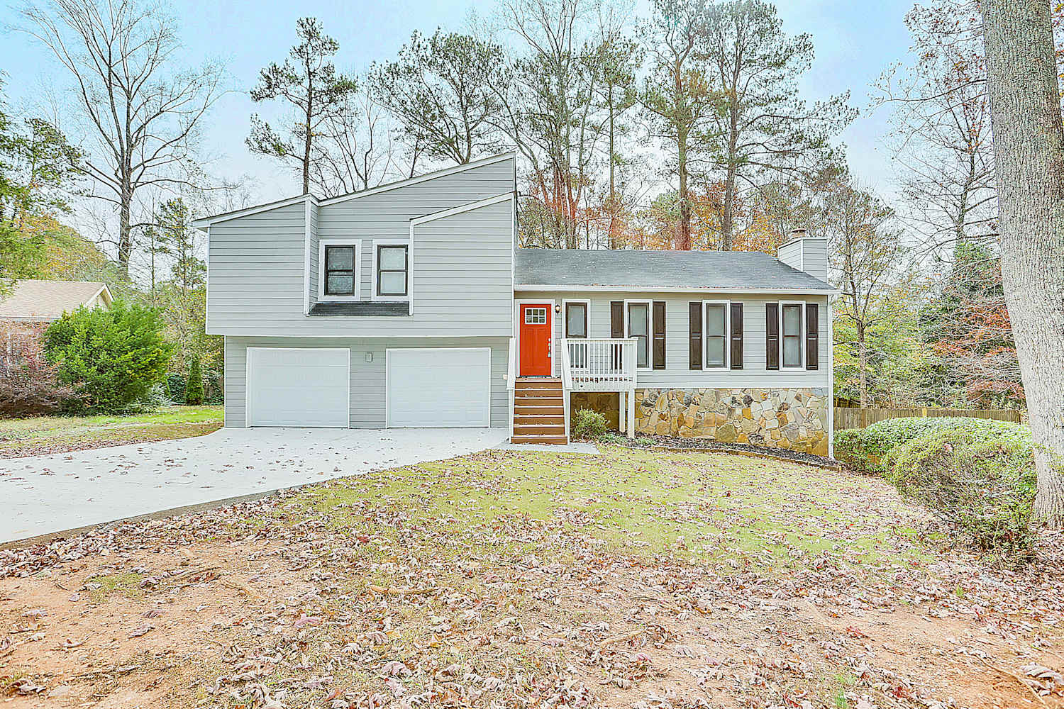 5218 Cumberland Way, Stone Mountain photo 2