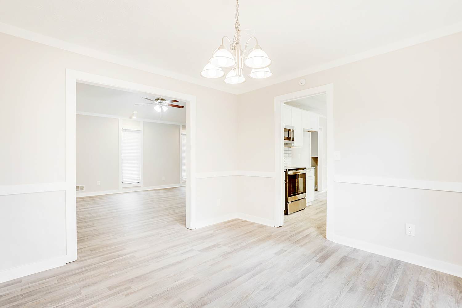 5218 Cumberland Way, Stone Mountain photo 7