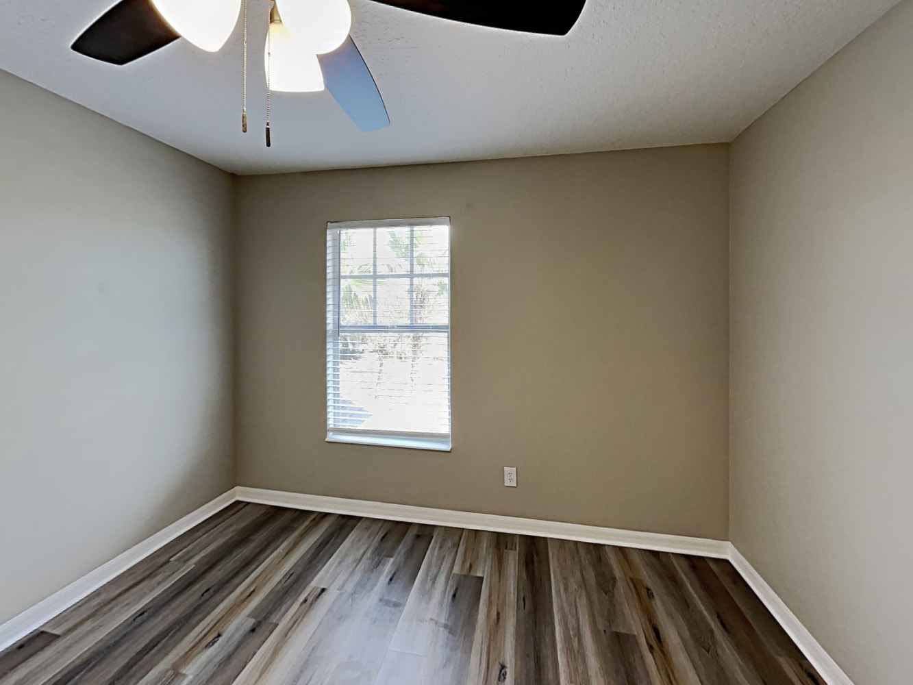 5232 Clover Mist Dr, Apollo Beach photo 14