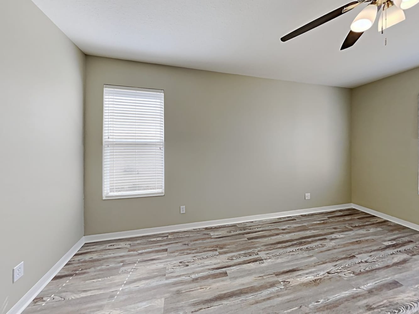 5232 Clover Mist Dr, Apollo Beach photo 10