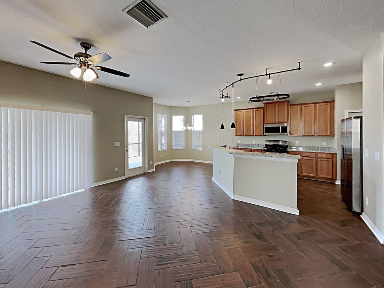 5232 Clover Mist Dr, Apollo Beach photo 6