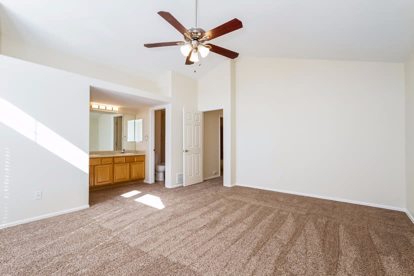 524 Fox Run Cir, Colorado Springs photo 18