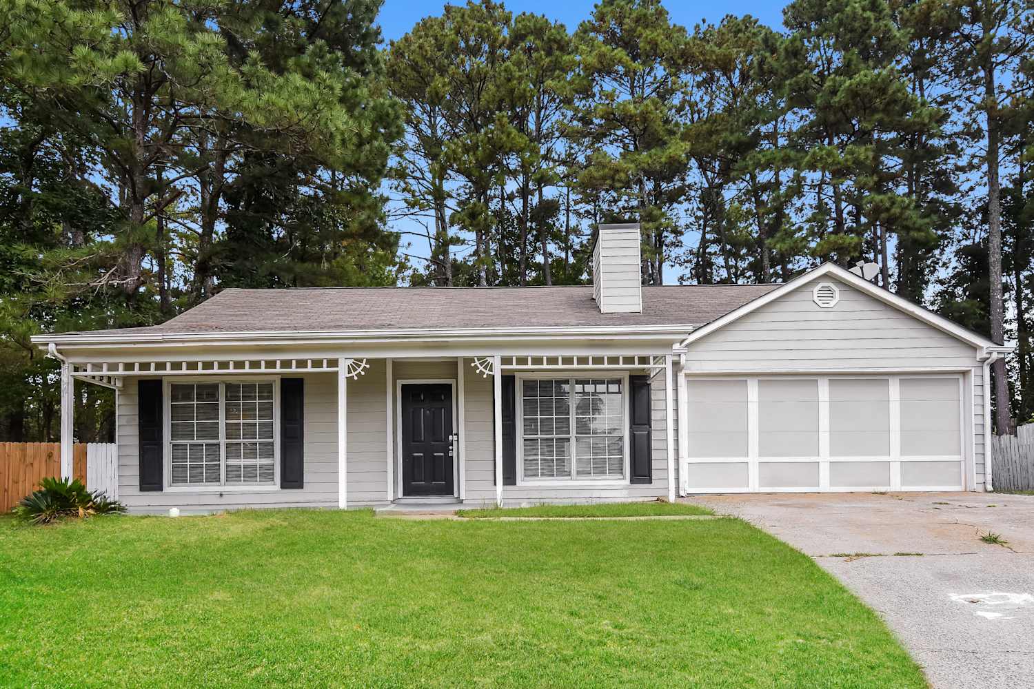 Front of 5252 Station Cir, Norcross, GA
