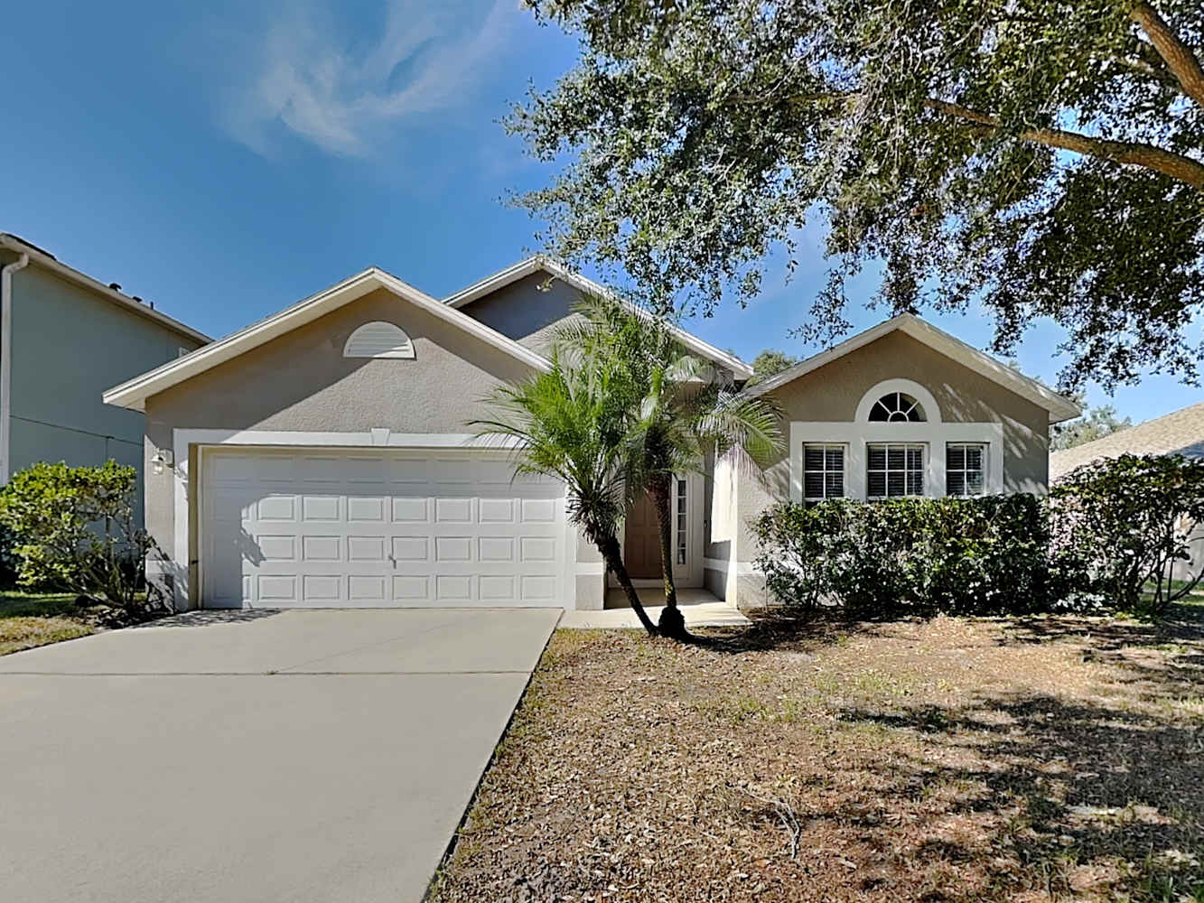 Front of 527 Stonewall Ave, Haines City, FL