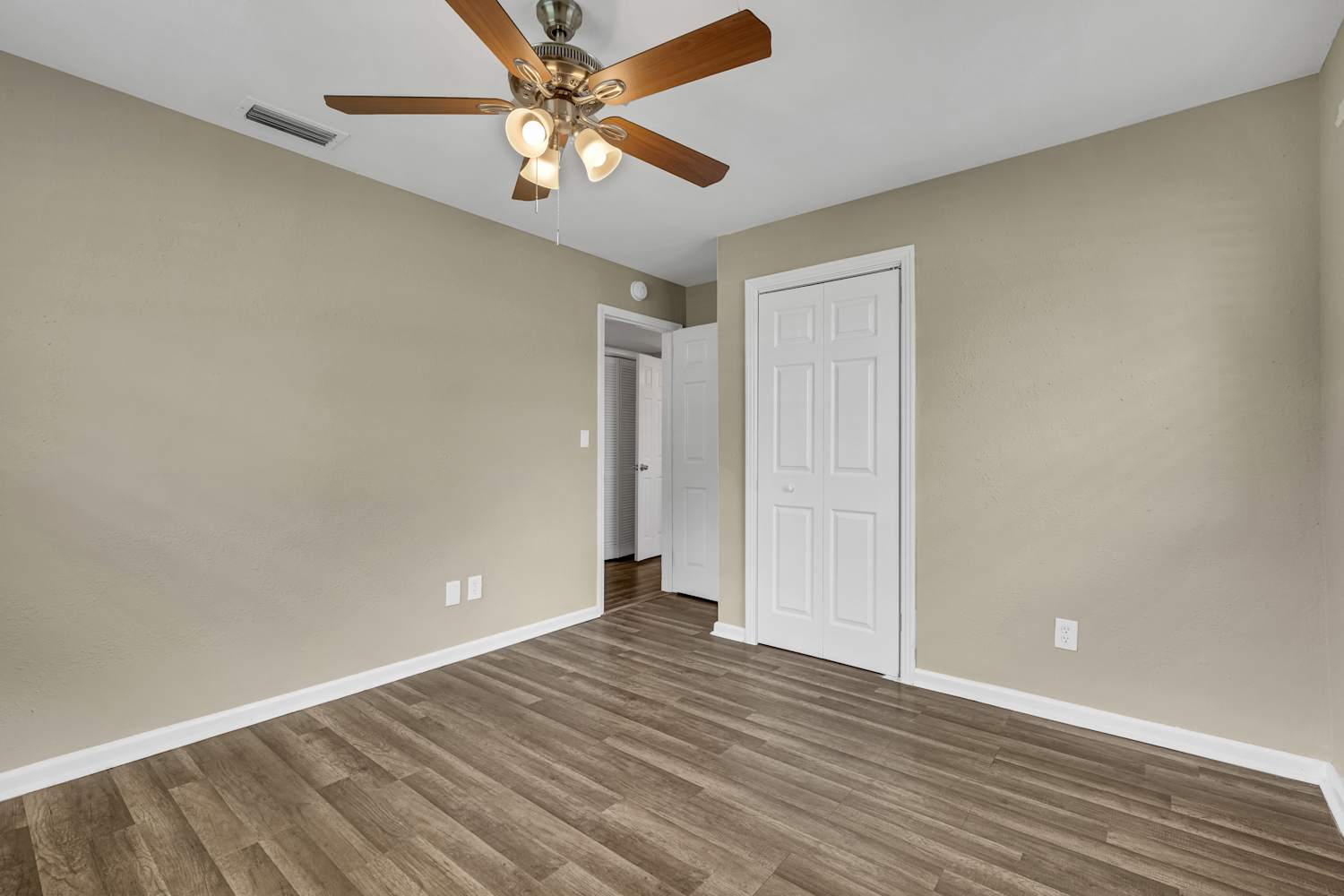 5279 Carder St, Jacksonville photo 18