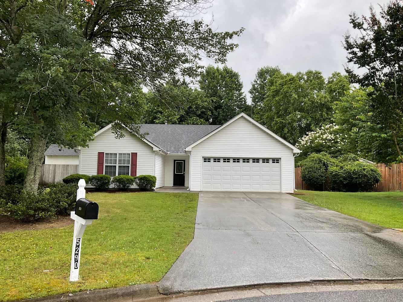Front of 5290 Hillcrest Glenn Dr, Sugar Hill, GA