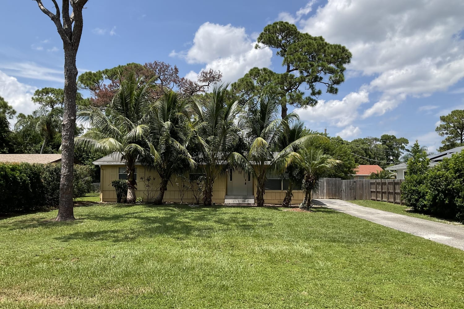 Front of 5299 Washington Rd, Delray Beach, FL