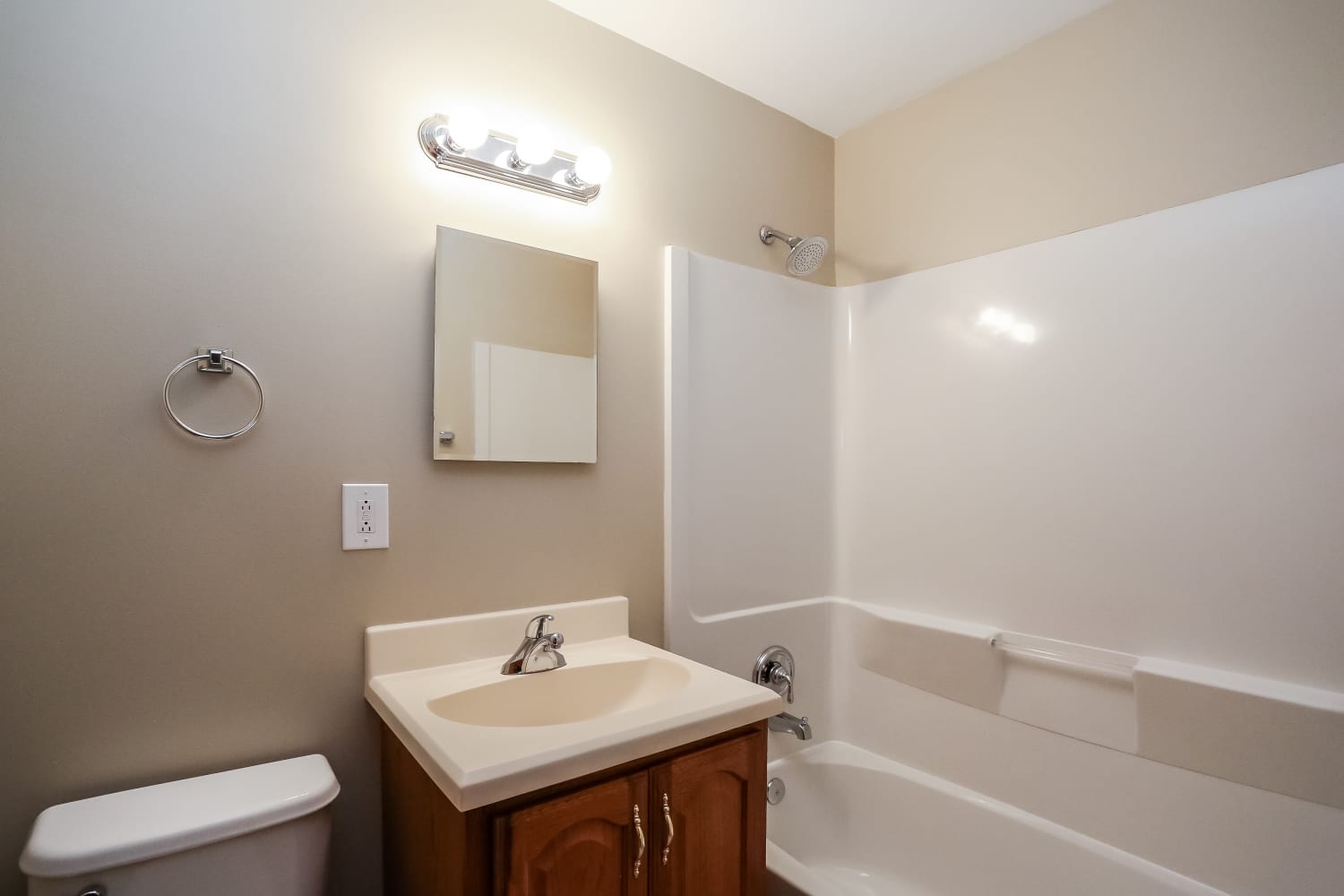 530 Norridge Ln, Hoffman Estates photo 13