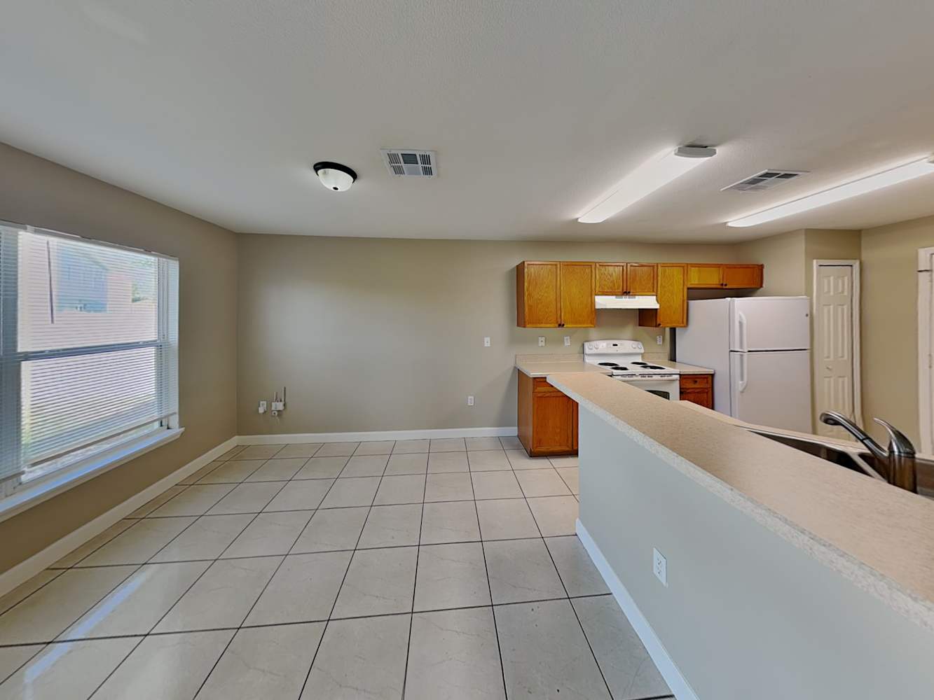 530 Peace Dr, Poinciana photo 6