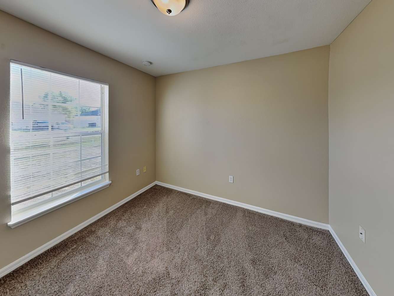 530 Peace Dr, Poinciana photo 13