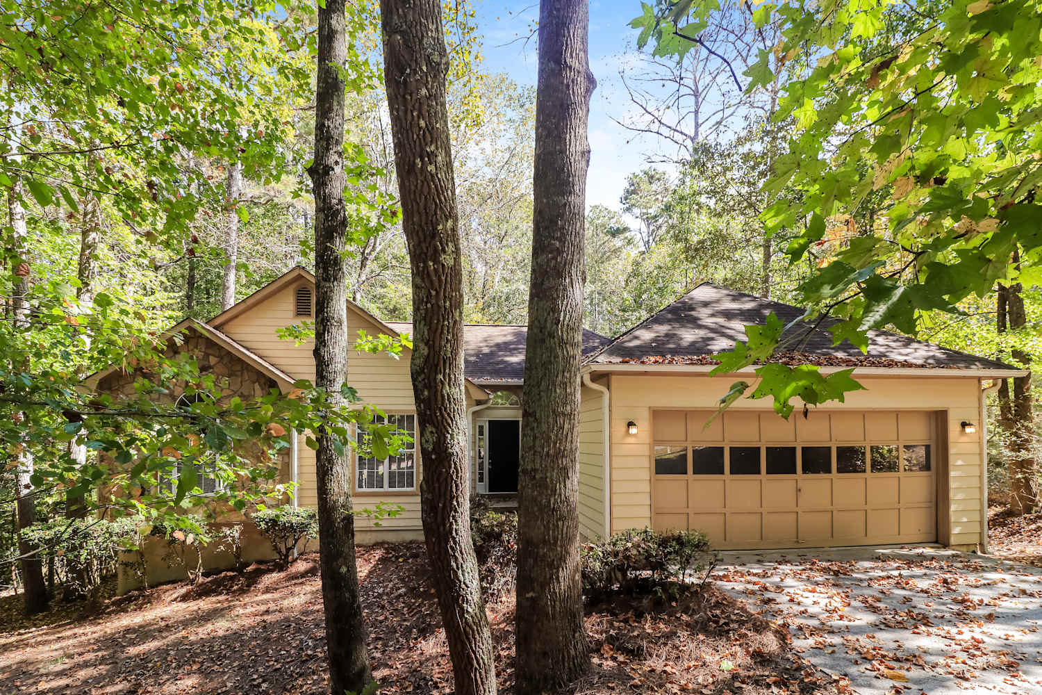Front of 5305 Keithwood Dr, Cumming, GA