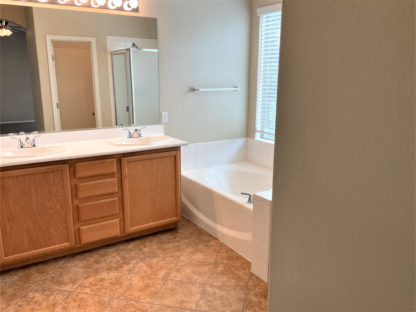 5308 Rizari Ct, Las Vegas photo 11