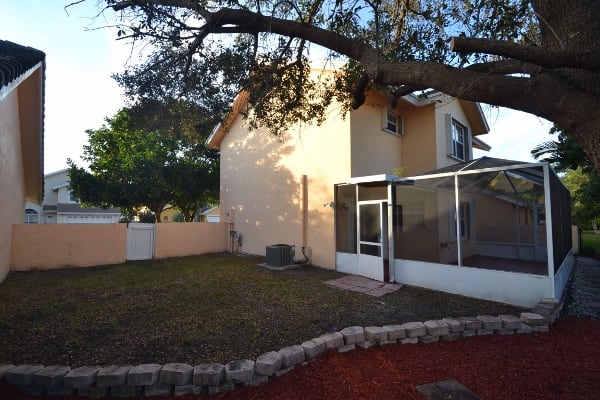 531 NW 207th Ter, Pembroke Pines photo 12